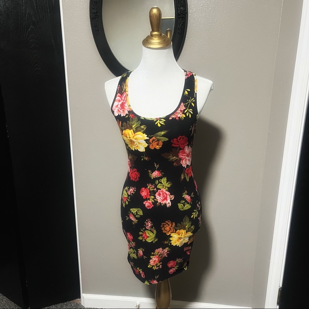 Floral Bodycon Dress size Medium